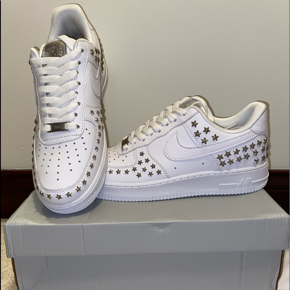WMNS AIR FORCE 1 XX STAR STUDDED